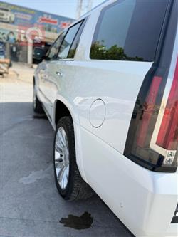 كاديلاك اسكاليد